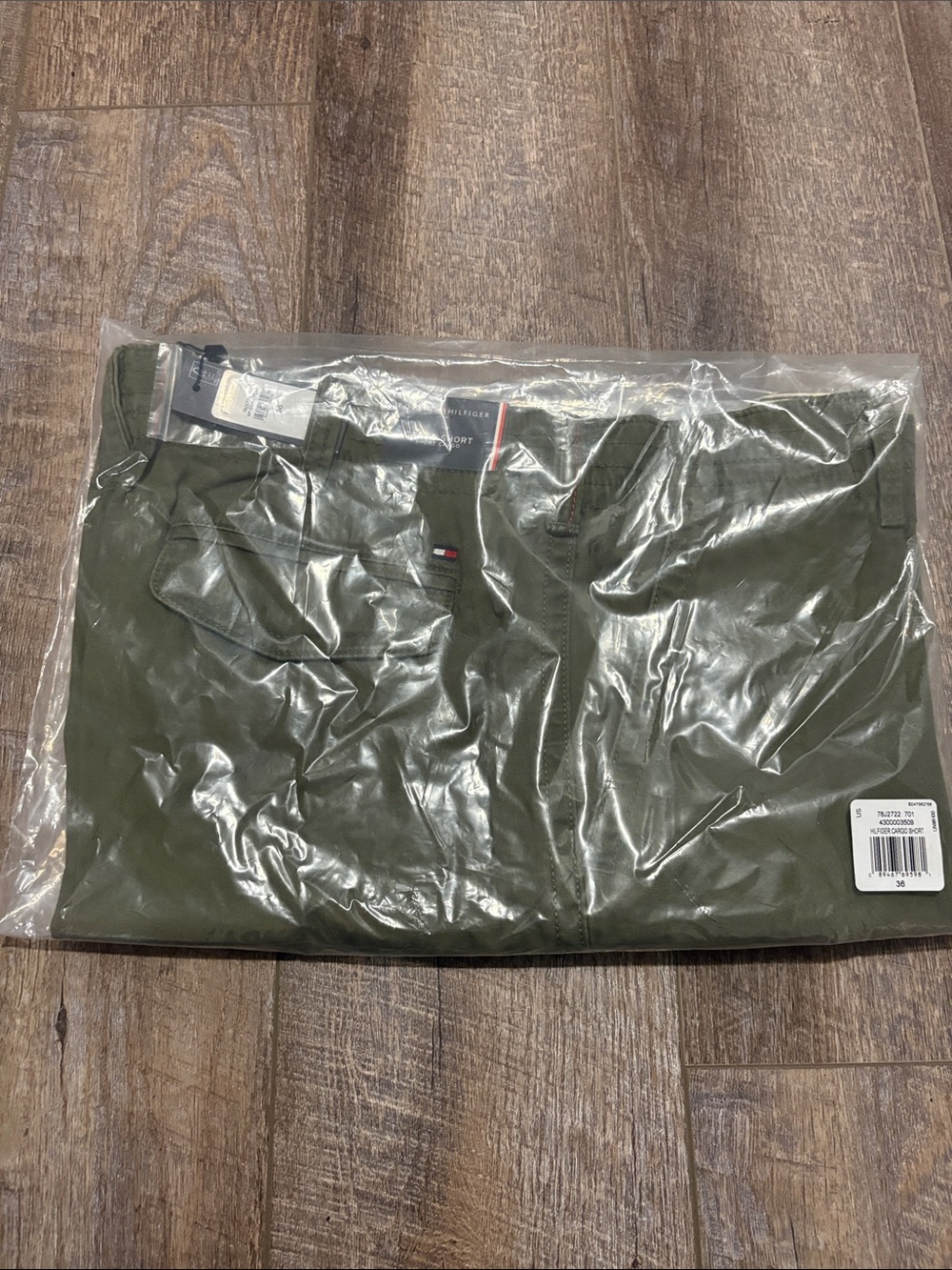 Tommy Hilfiger Olive Green Cargo Shorts
